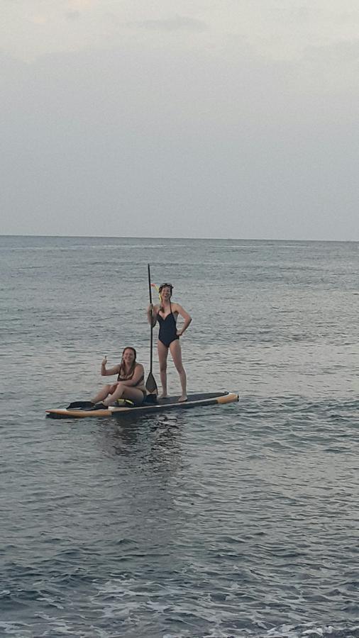 אמד Solaluna Beach Homestay מראה חיצוני תמונה